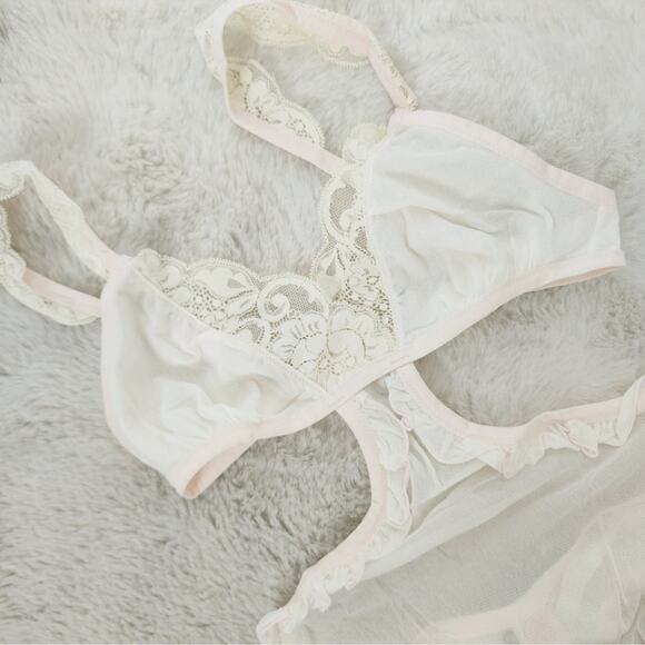 NWT We Are Hah Free People Key To Your Heart Bodysuit La Crème Cream XS S M L - Picture 3 of 9